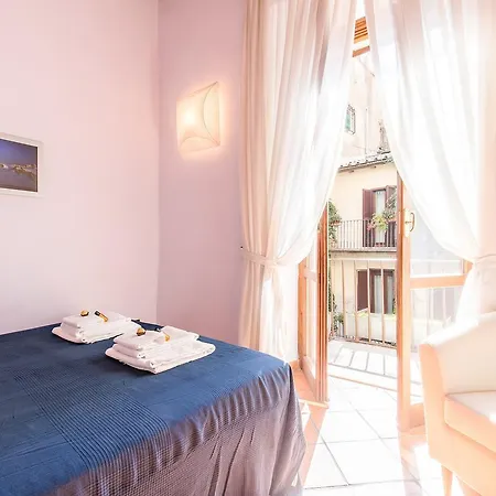 Apartment Rome As You Feel - Pantheon Apartment Pastini